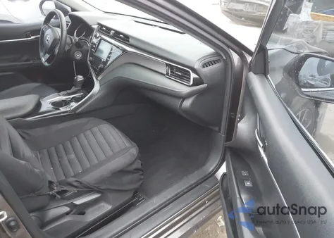 2020 Toyota Camry Se z USA, uszkodzony, nr VIN 4T1G11AK8LU353600